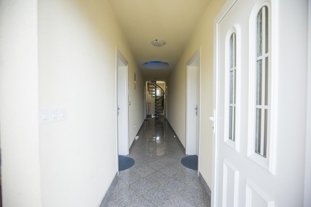 Apartments Adria Crikvenica Exterior foto