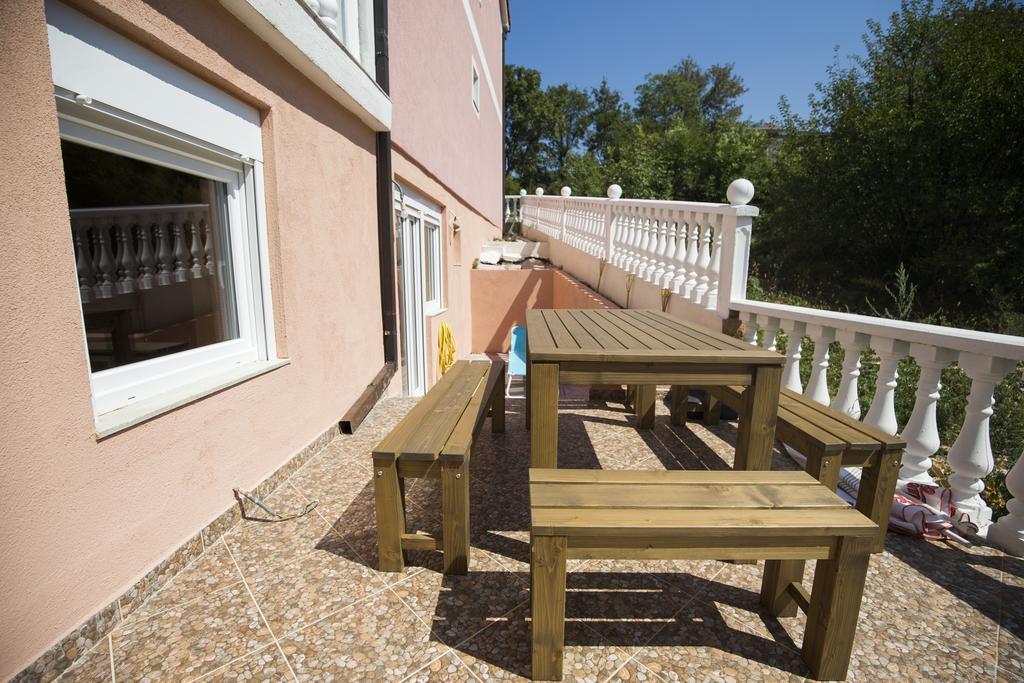 Apartments Adria Crikvenica Exterior foto